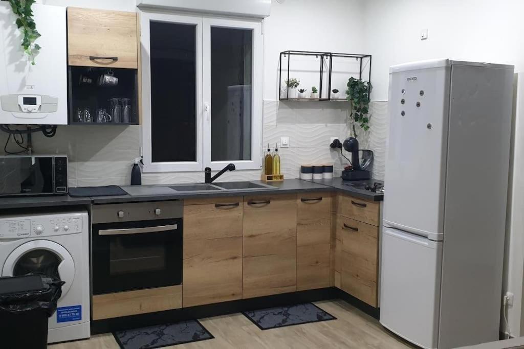Les Suite Appartement A Chalon Sur Saone Esterno foto