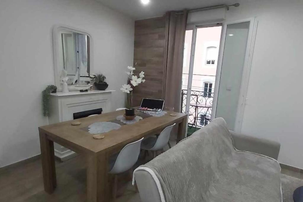 Les Suite Appartement A Chalon Sur Saone Esterno foto