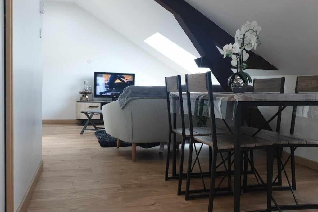 Les Suite Appartement A Chalon Sur Saone Esterno foto